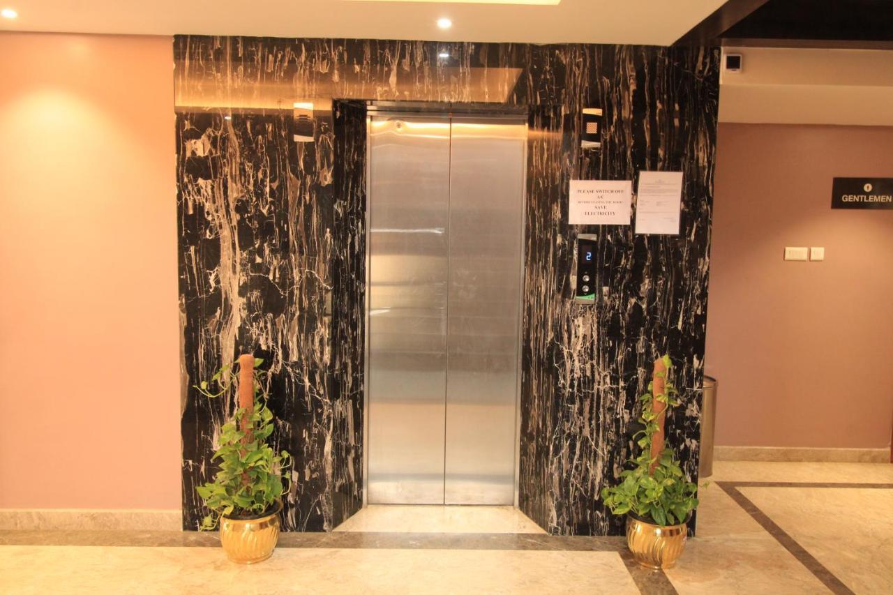 Ramrathna Residency Hotell Madurai Exteriör bild