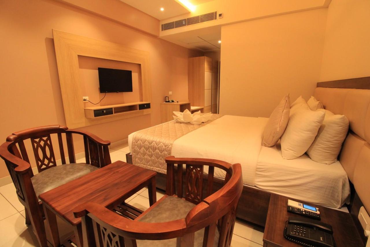 Ramrathna Residency Hotell Madurai Exteriör bild